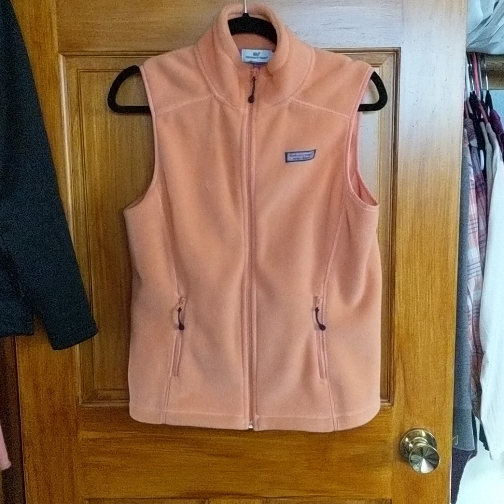 Vineyard Vines fleece vest